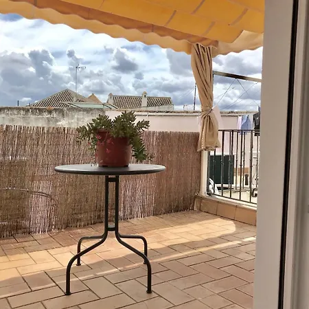 Atico Terraza Privada شقة